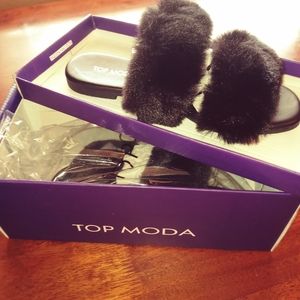 Top Moda Sandals with fur upper size 61/2